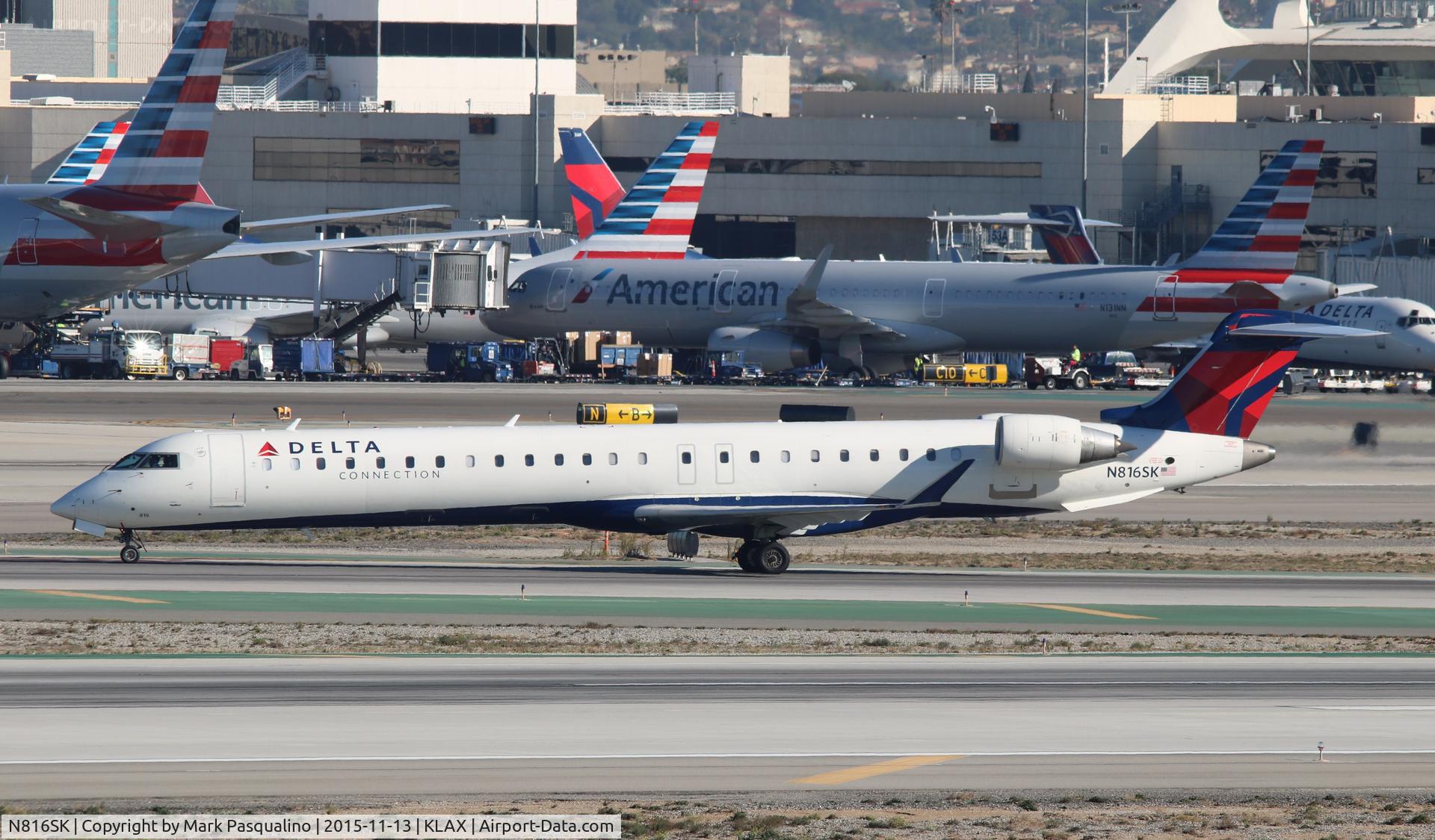 N816SK, 2006 Bombardier CRJ-900ER (CL-600-2D24) C/N 15105, CL600-2D24