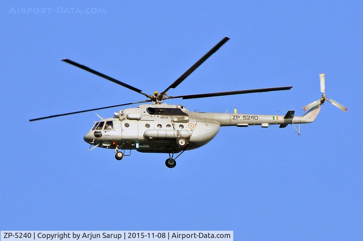ZP-5240, Mil Mi-17-1V C/N 356M300, Flying over Mussoorie.
