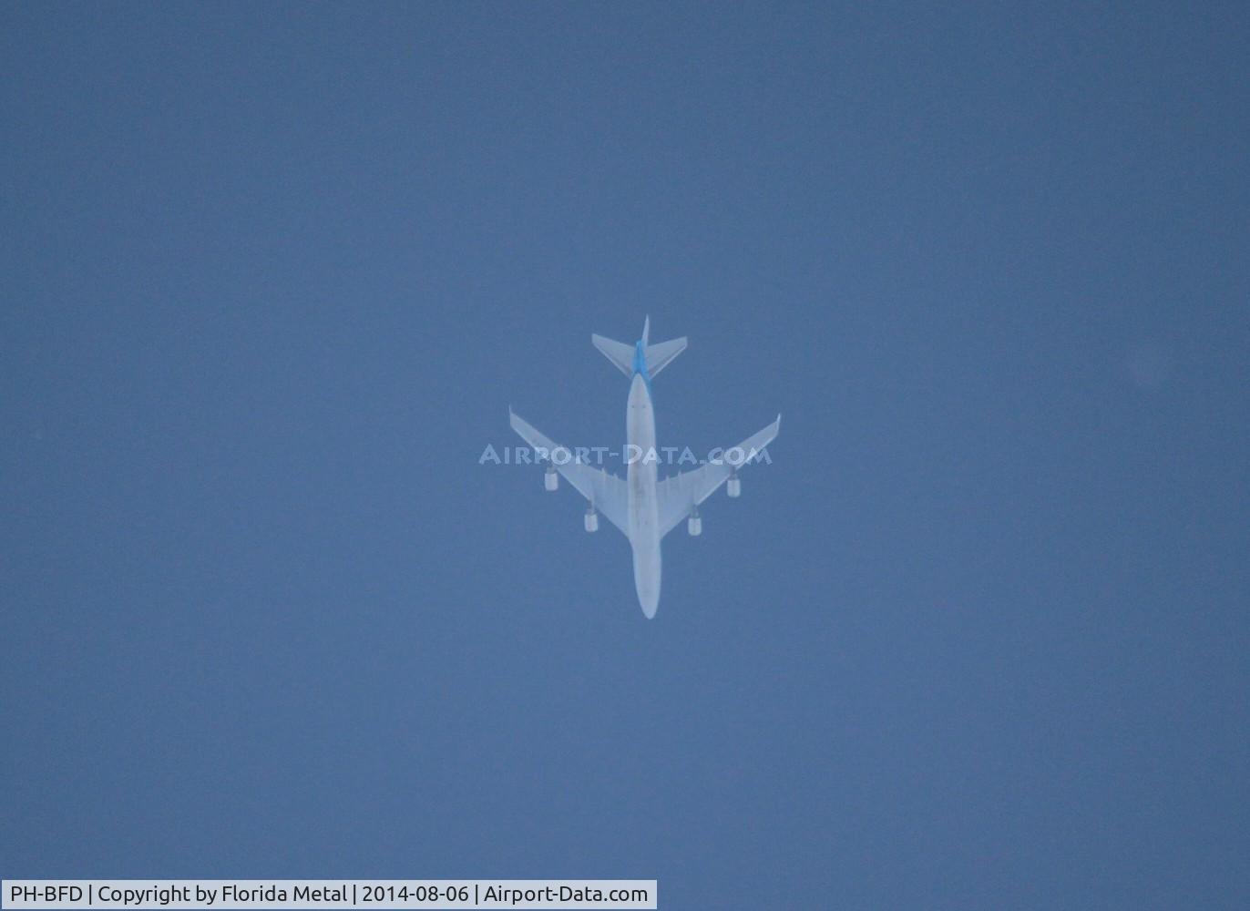 PH-BFD, 1989 Boeing 747-406BC C/N 24001, KLM 747-400 35,000 ft over Michigan flying ORD-AMS