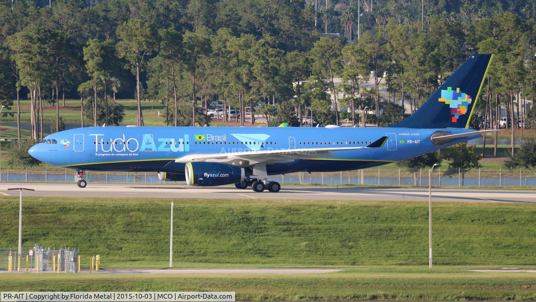 PR-AIT, 2003 Airbus A330-243 C/N 529, Azul Tudo livery