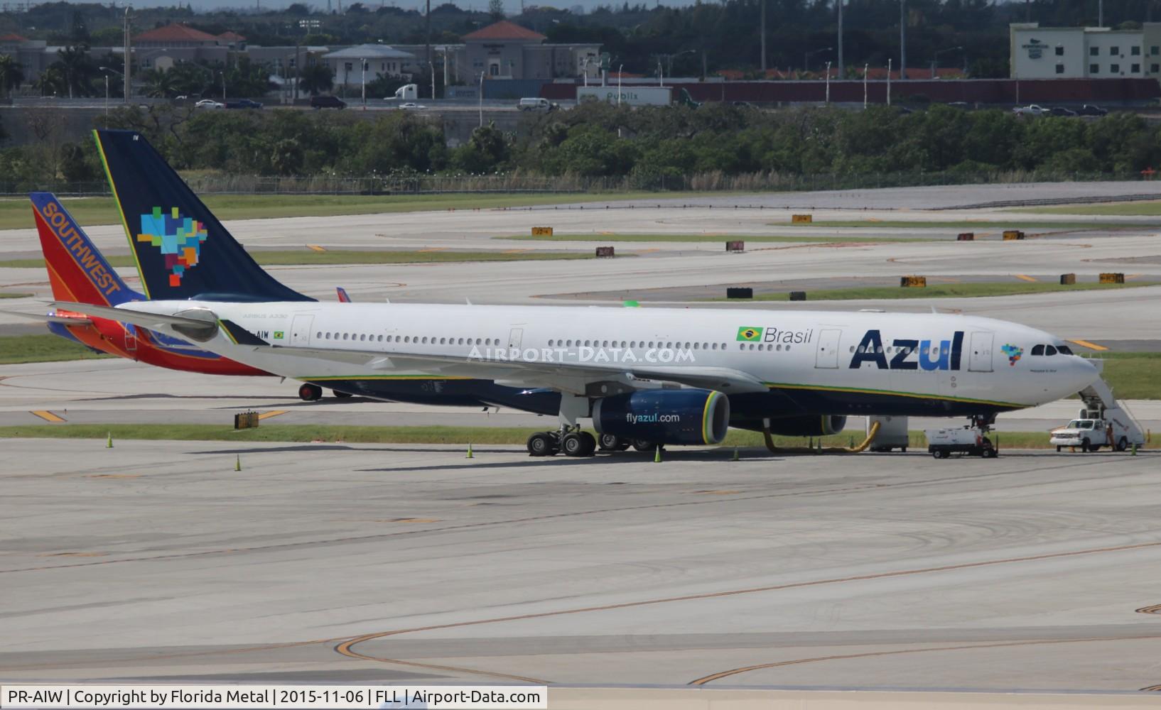 PR-AIW, 2002 Airbus A330-243 C/N 462, Azul A330-200