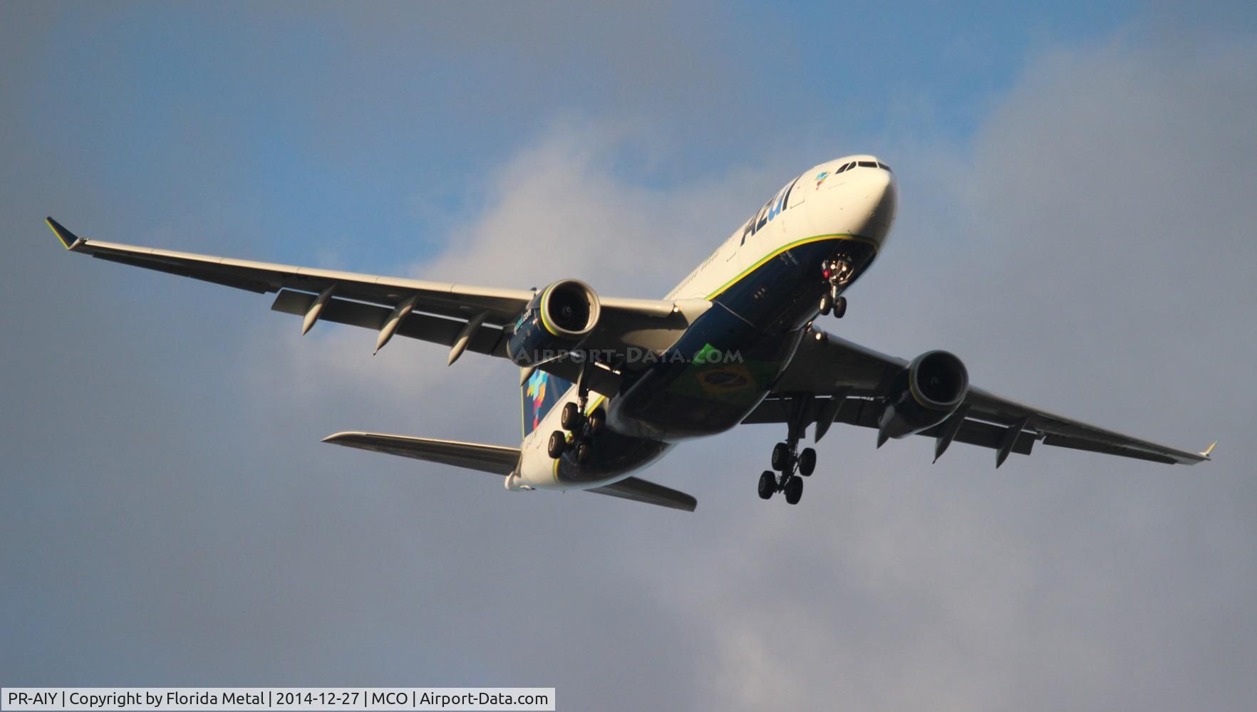 PR-AIY, 2000 Airbus A330-243 C/N 365, Azul A330