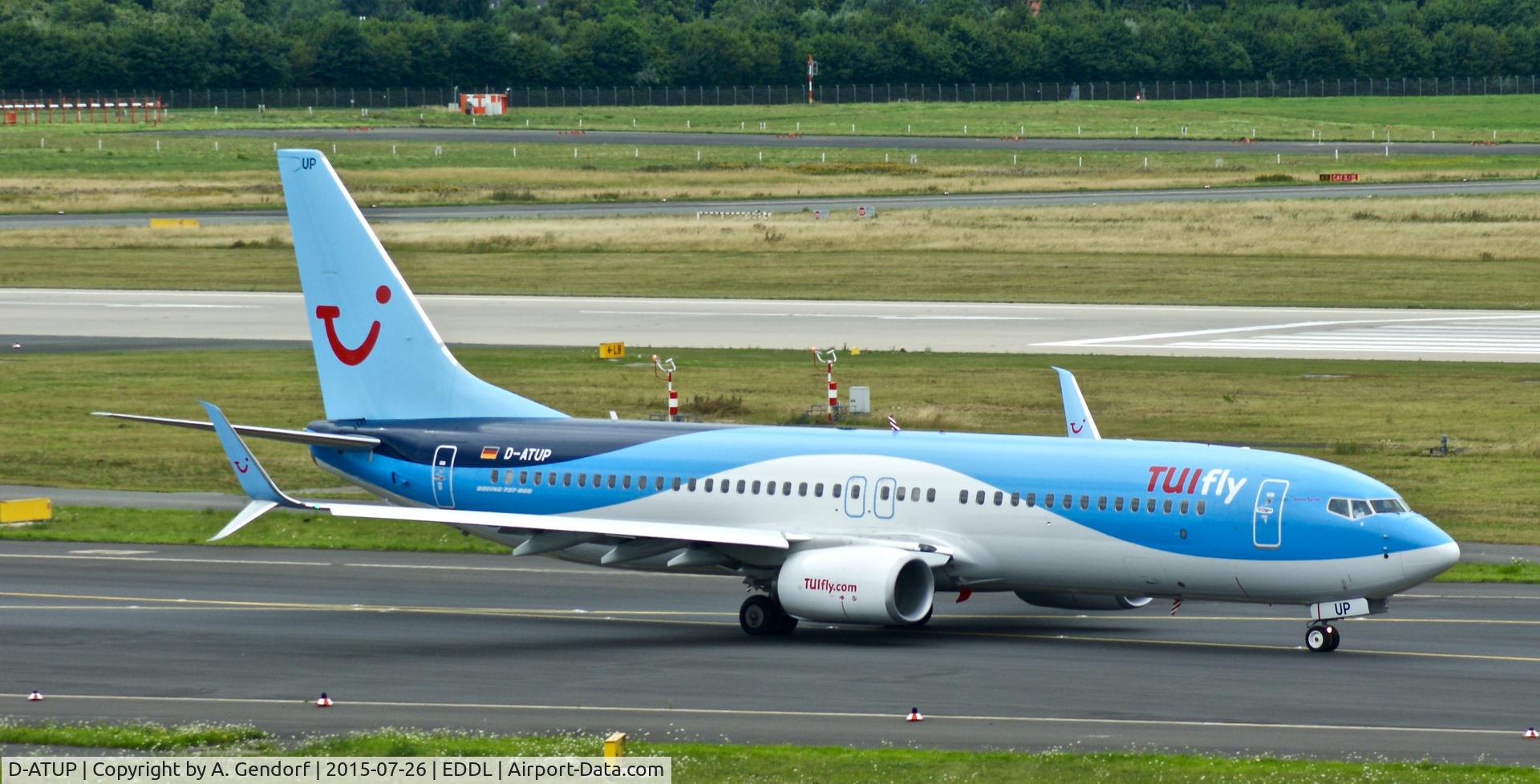 D-ATUP, 2015 Boeing 737-8K5 C/N 41662, TUIfly, is here taxiing at Düsseldorf Int'l(EDDL)