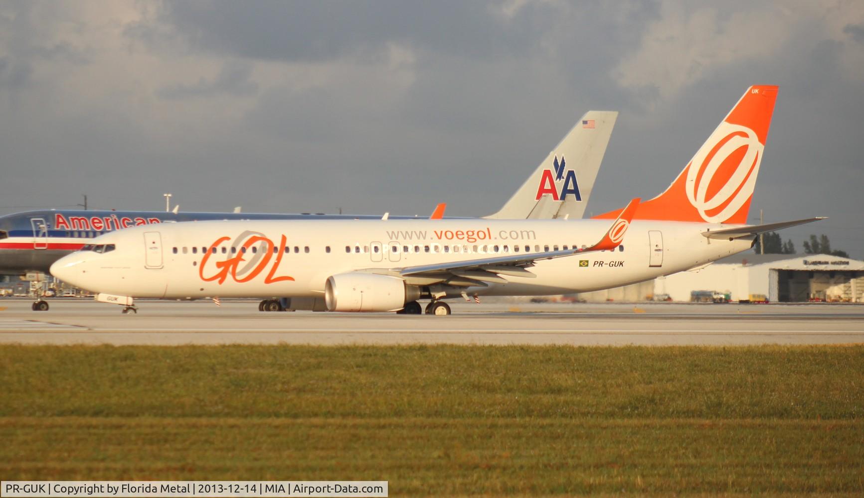 PR-GUK, 2011 Boeing 737-8EH C/N 35852, GOL Brazil