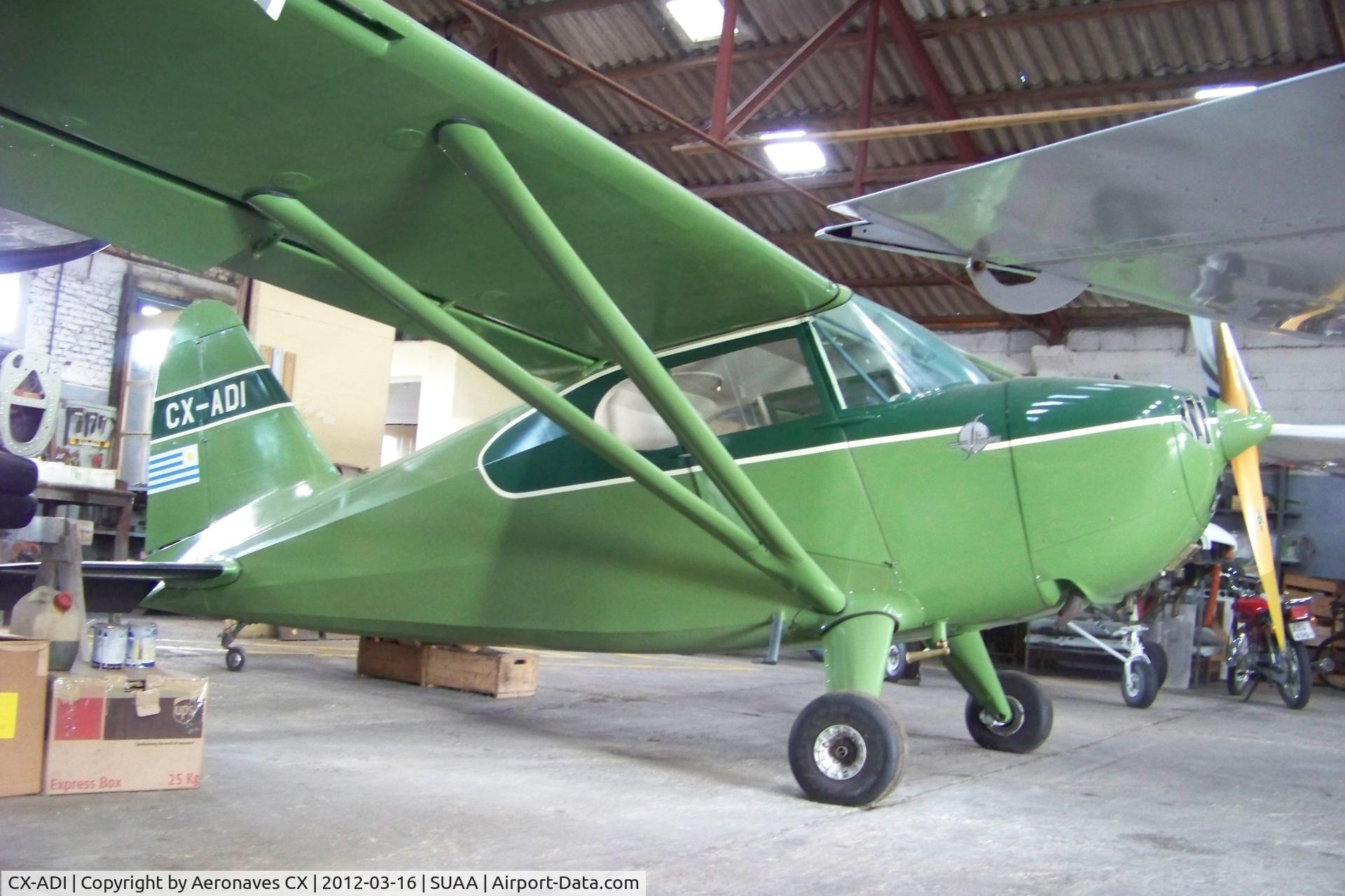 CX-ADI, 1941 Stinson 10A C/N 8136, Stinson 10A, restaurado en 2004, único en vuelo.