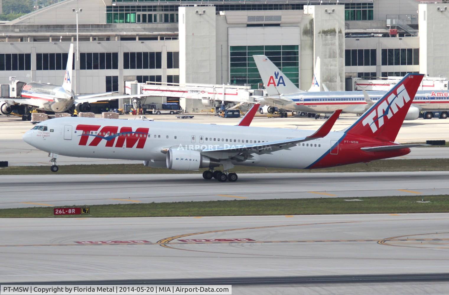 PT-MSW, 2012 Boeing 767-316/ER C/N 42213, TAM 767-300