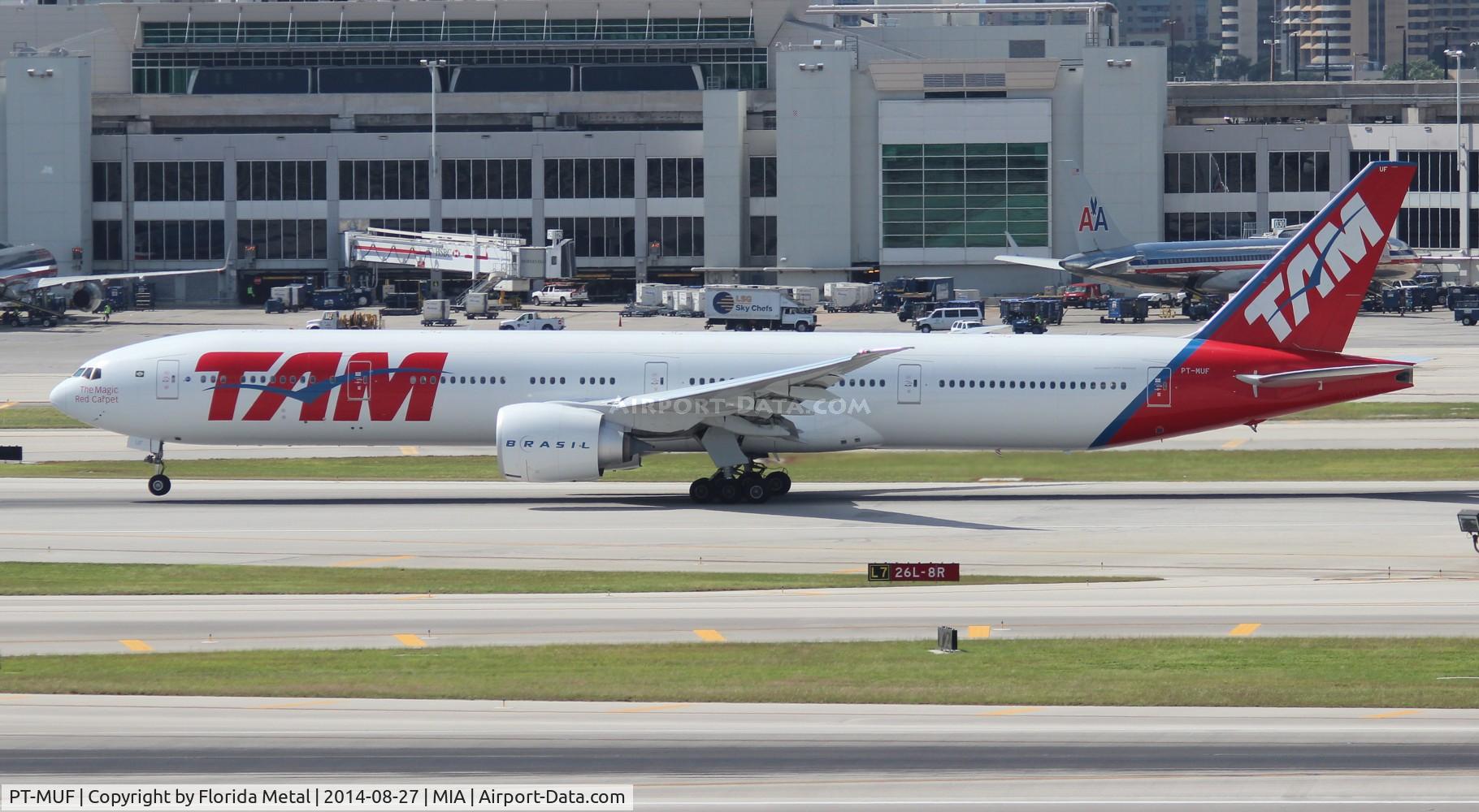 PT-MUF, 2012 Boeing 777-32W/ER C/N 38887, TAM 777-300