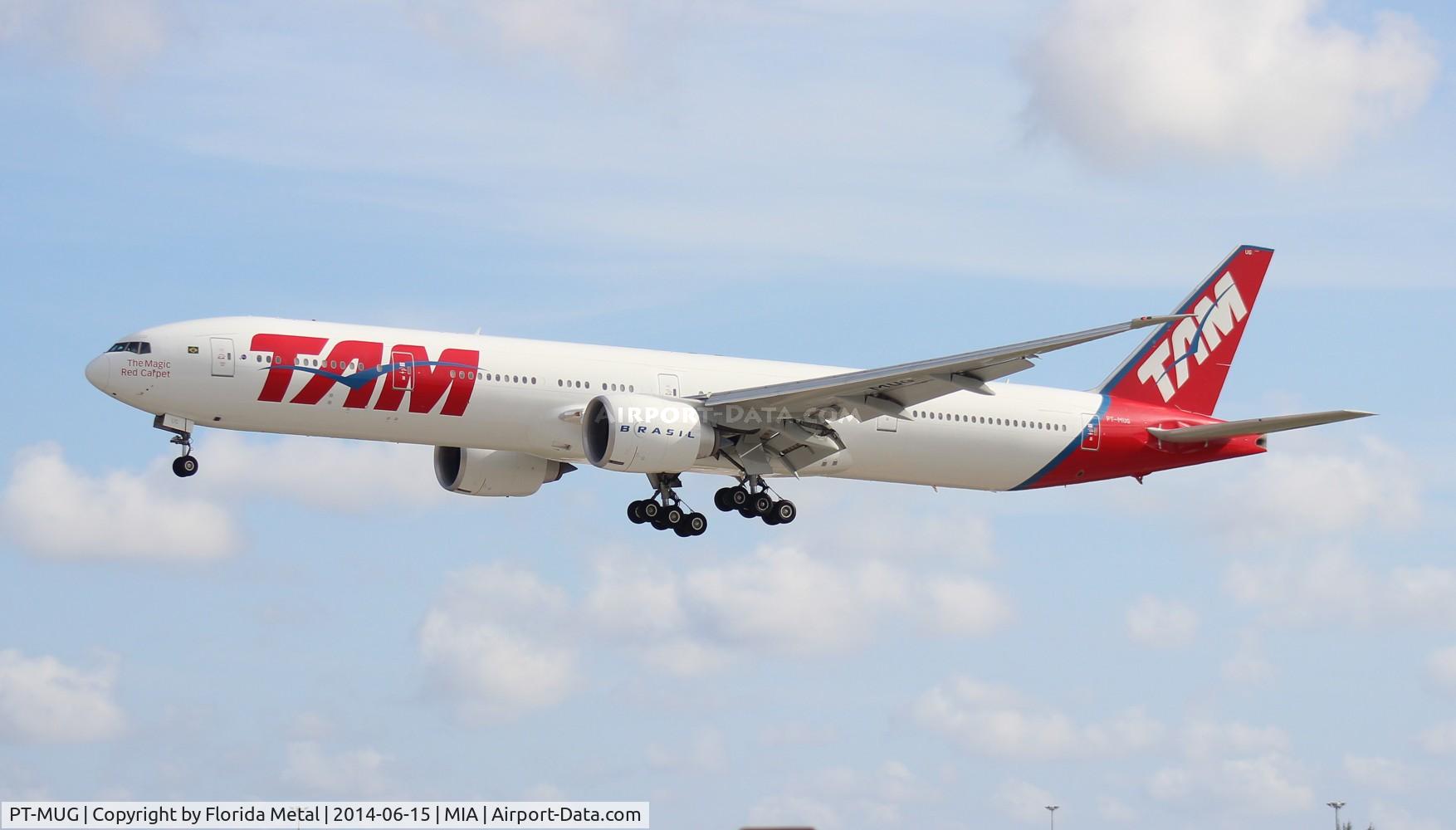 PT-MUG, 2012 Boeing 777-32W/ER C/N 38888, TAM 777-300