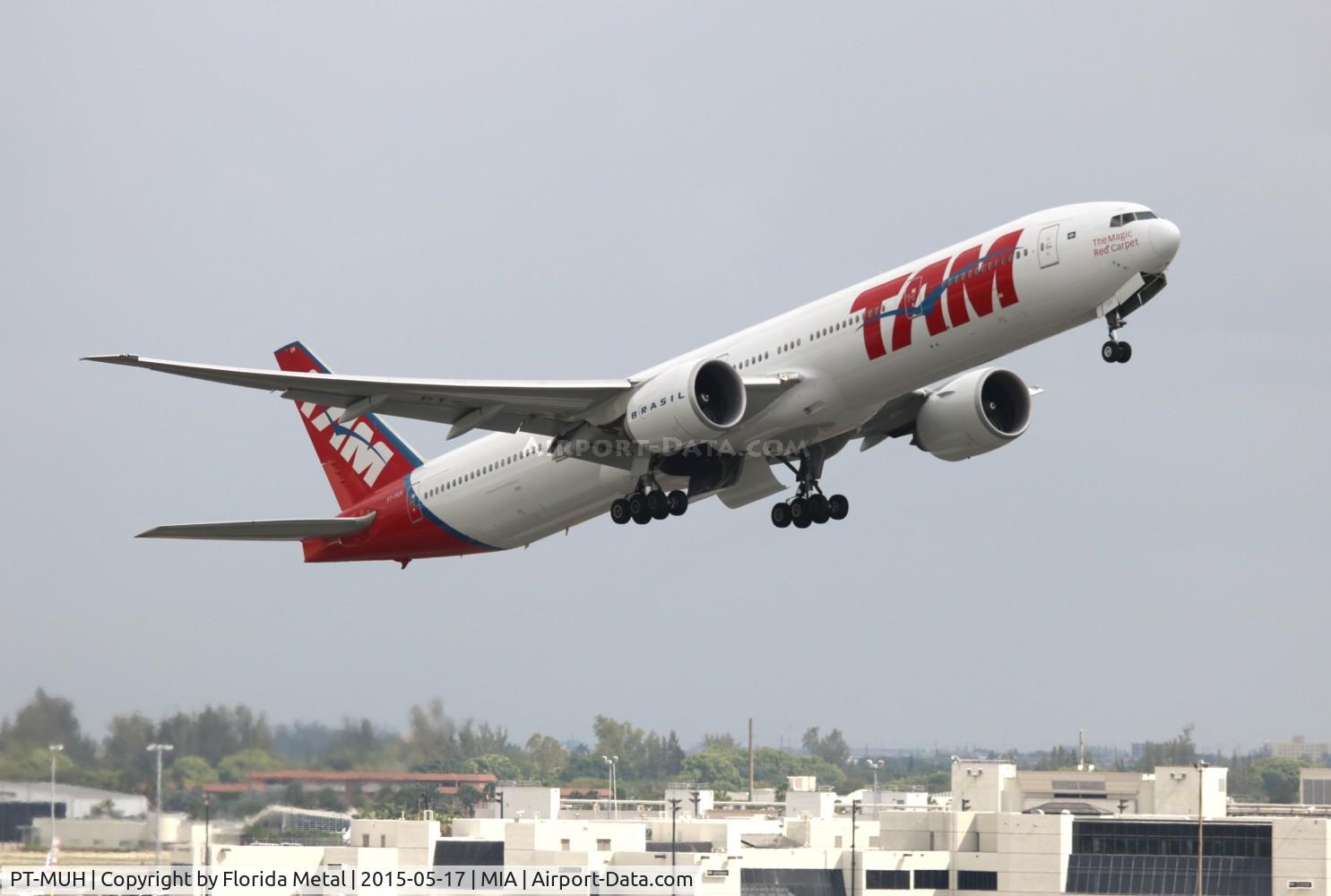PT-MUH, 2012 Boeing 777-32W/ER C/N 38889, TAM 777-300