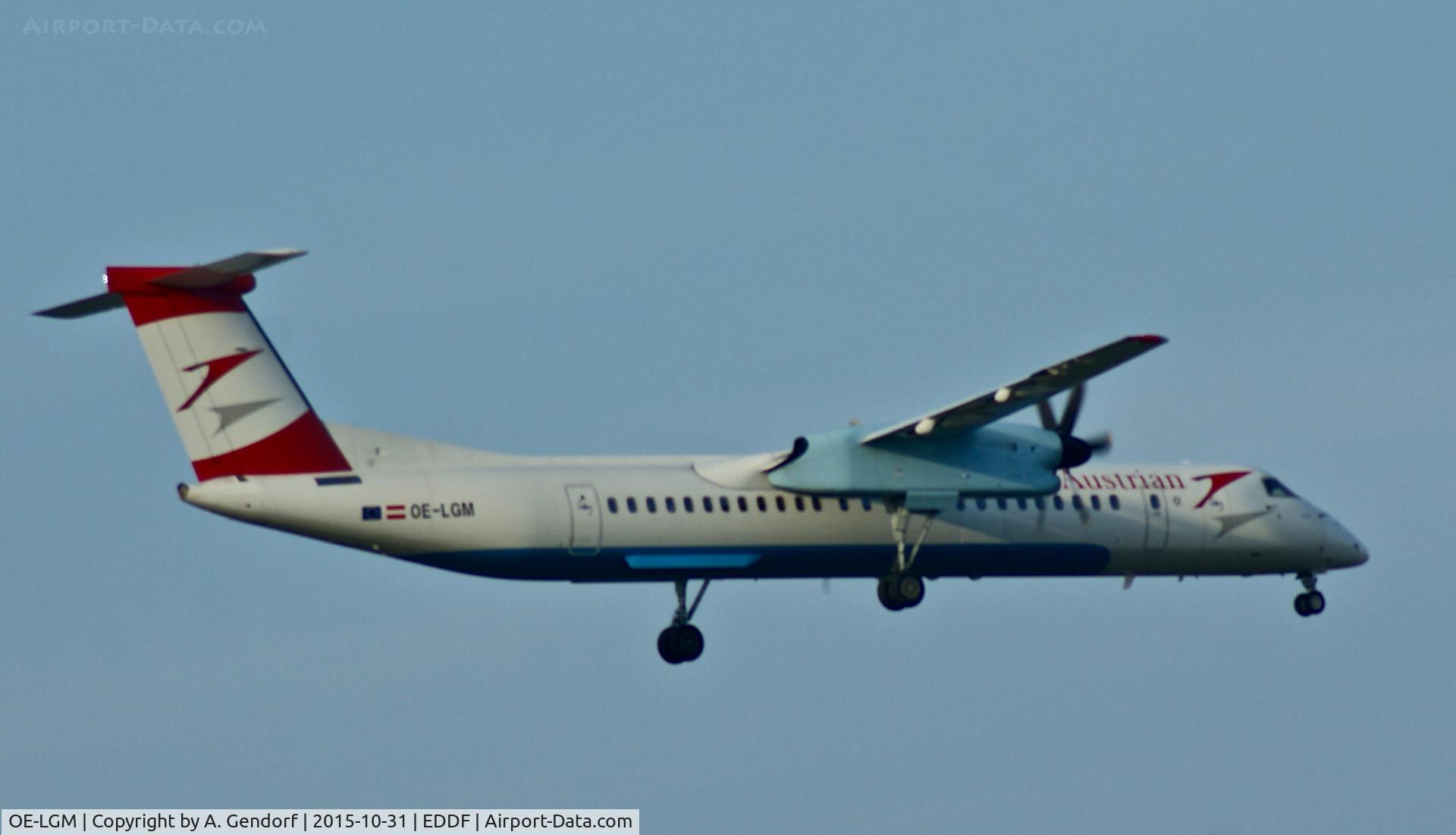 OE-LGM, 2010 De Havilland Canada DHC-8-402Q Dash 8 C/N 4319, Austrian Airlines, is here on finals at Frankfurt Rhein/Main(EDDF)
