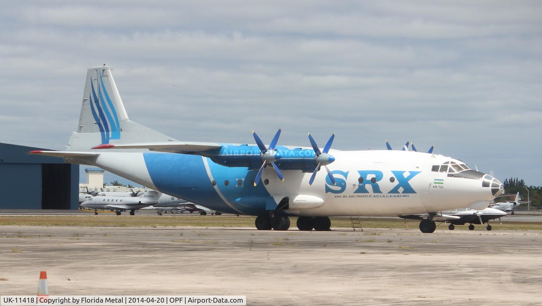 UK-11418, 1964 Antonov An-12B C/N 402504, Antonov 12