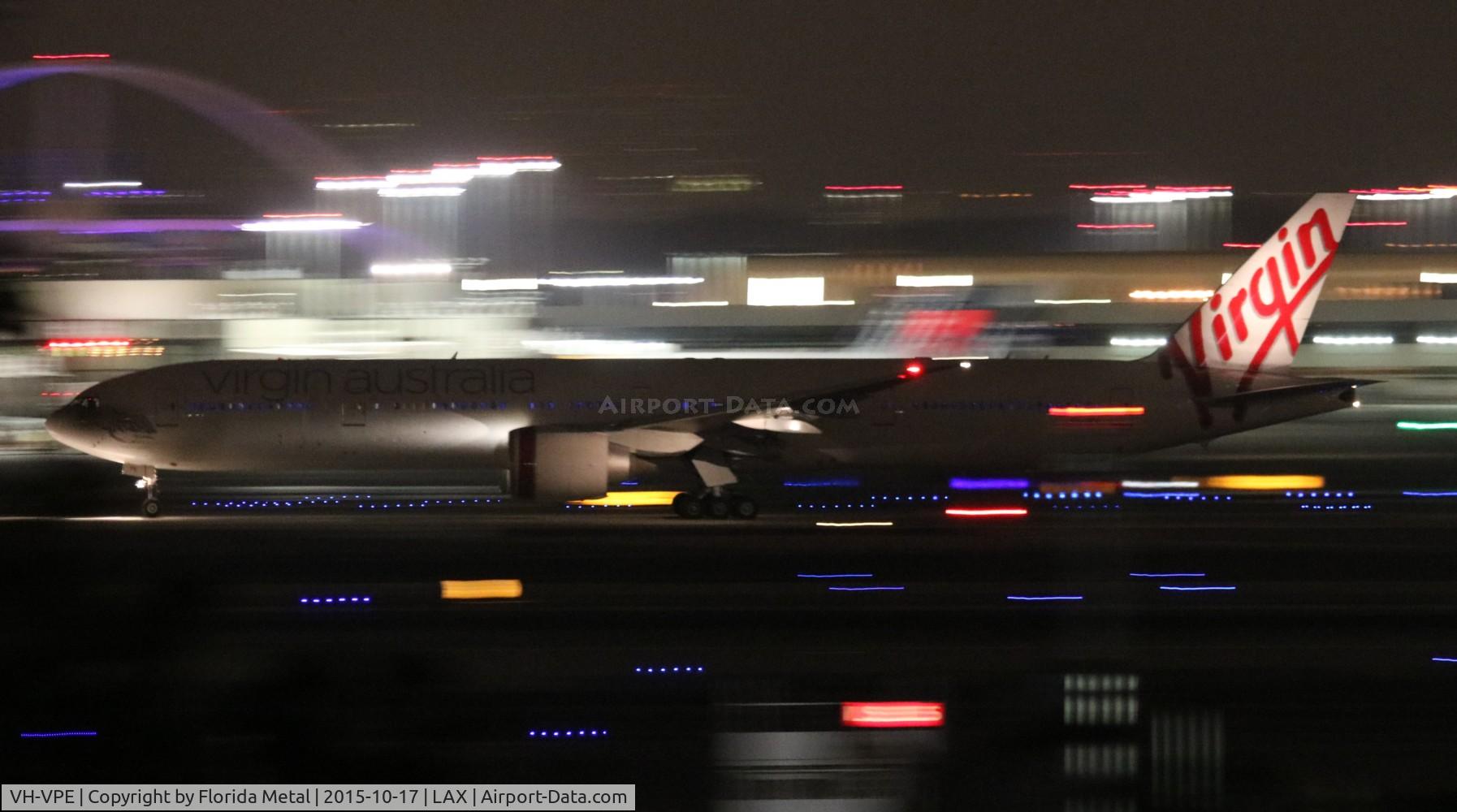 VH-VPE, 2009 Boeing 777-3ZG/ER C/N 37939, Virgin Australia seen from Embassy Suites Hotel South