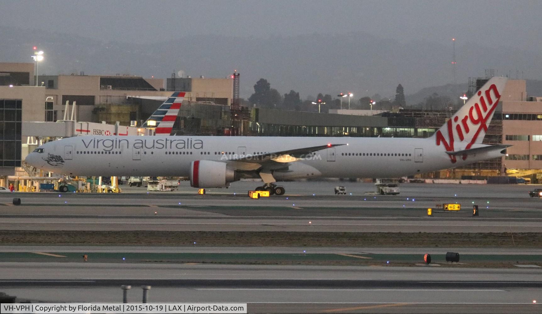 VH-VPH, 2010 Boeing 777-3ZG/ER C/N 37943, Virgin Australia 777-300