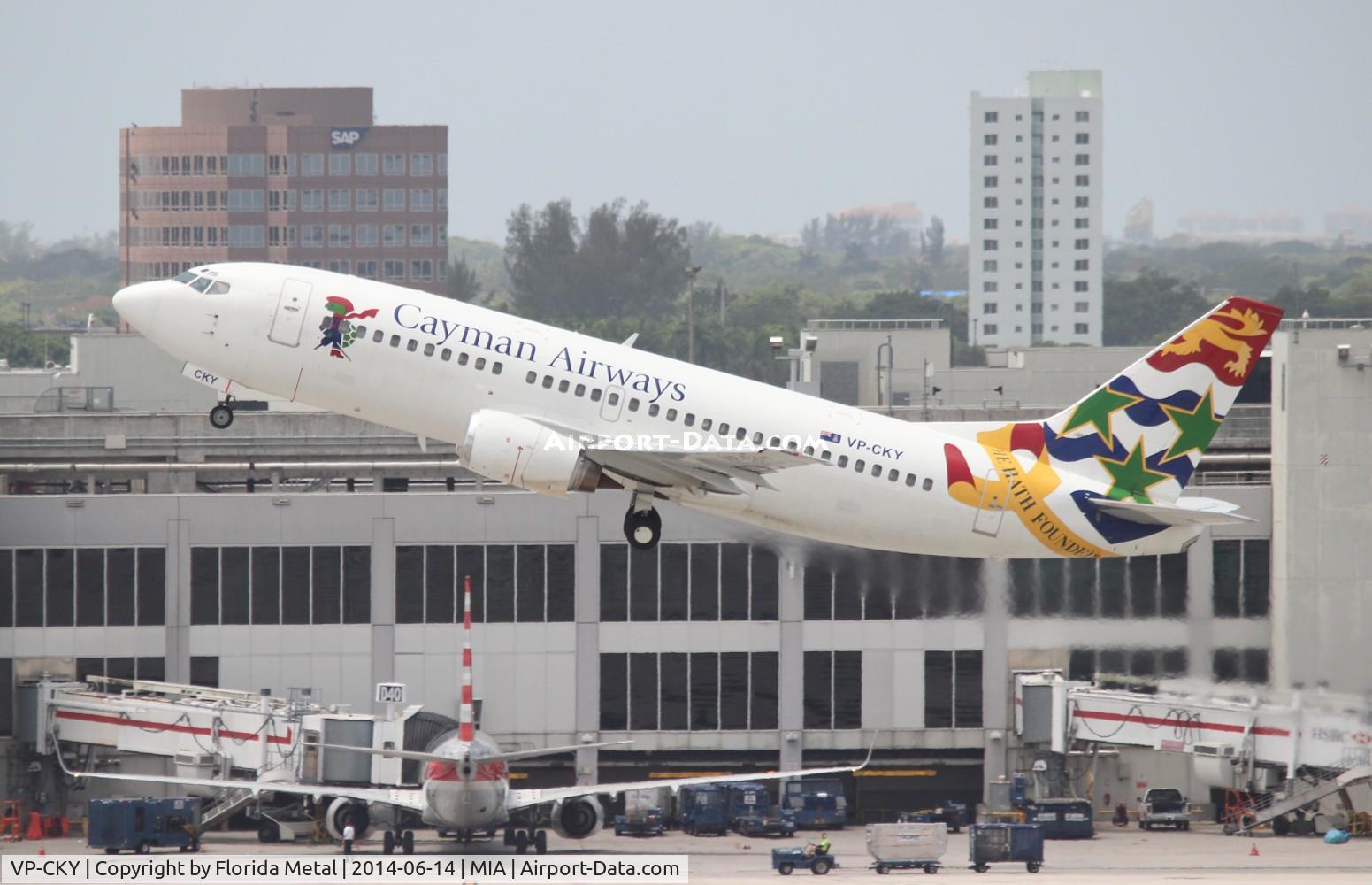 VP-CKY, 1992 Boeing 737-3Q8 C/N 26282, Cayman