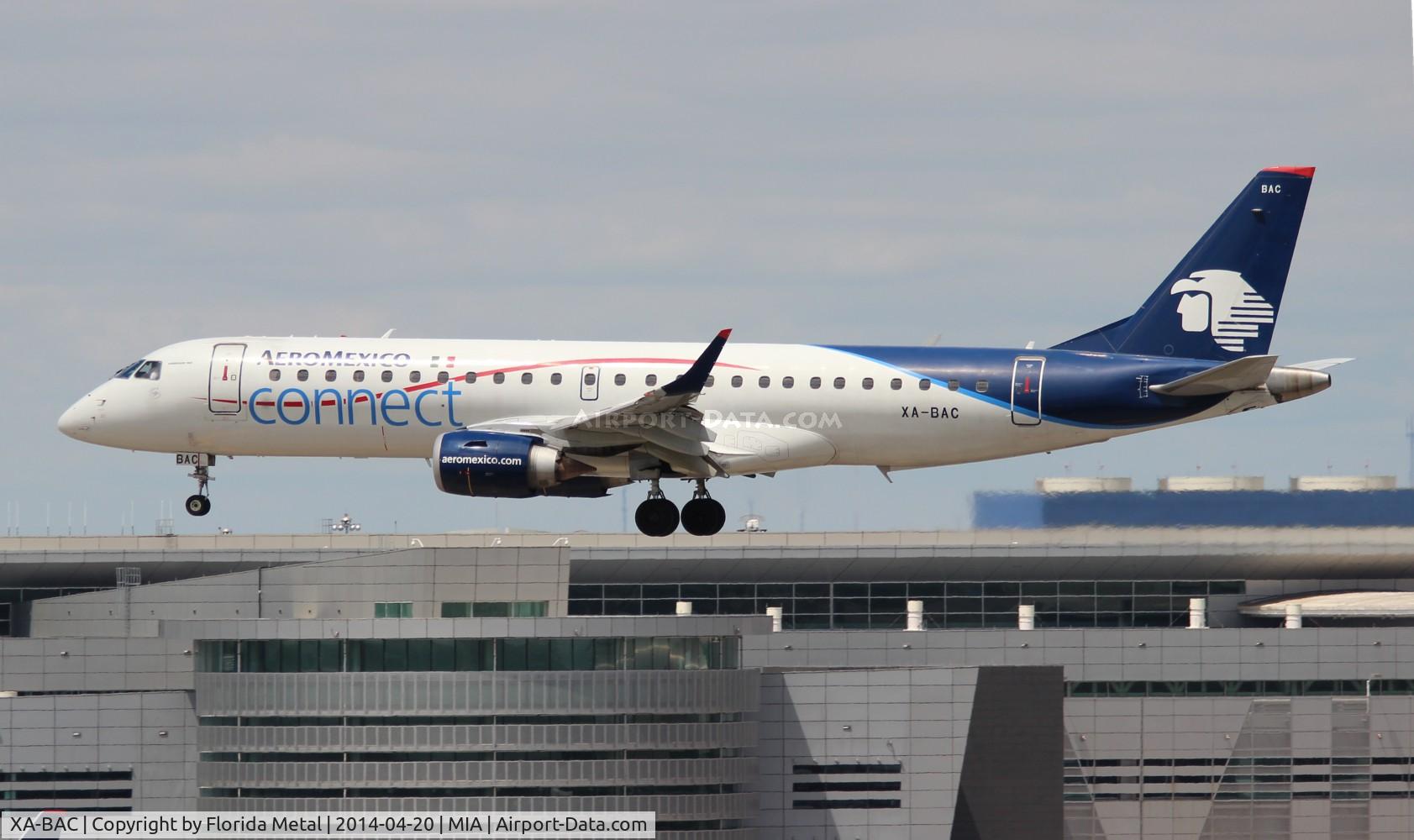 XA-BAC, 2007 Embraer 190LR (ERJ-190-100LR) C/N 19000129, Aeromexico