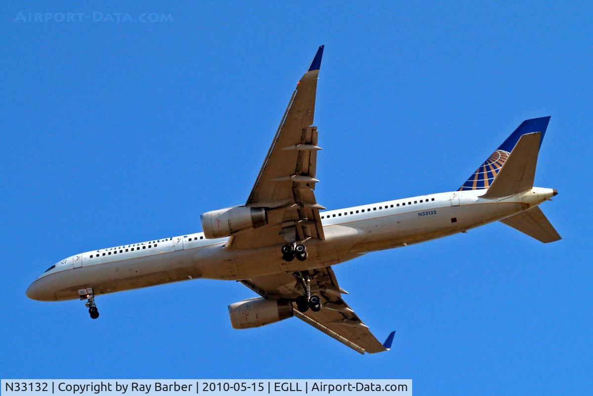 N33132, 1998 Boeing 757-224 C/N 29281, Boeing 757-224ET [29281] (Continental Airlines) Home~G 15/05/2010. On approach 27R.