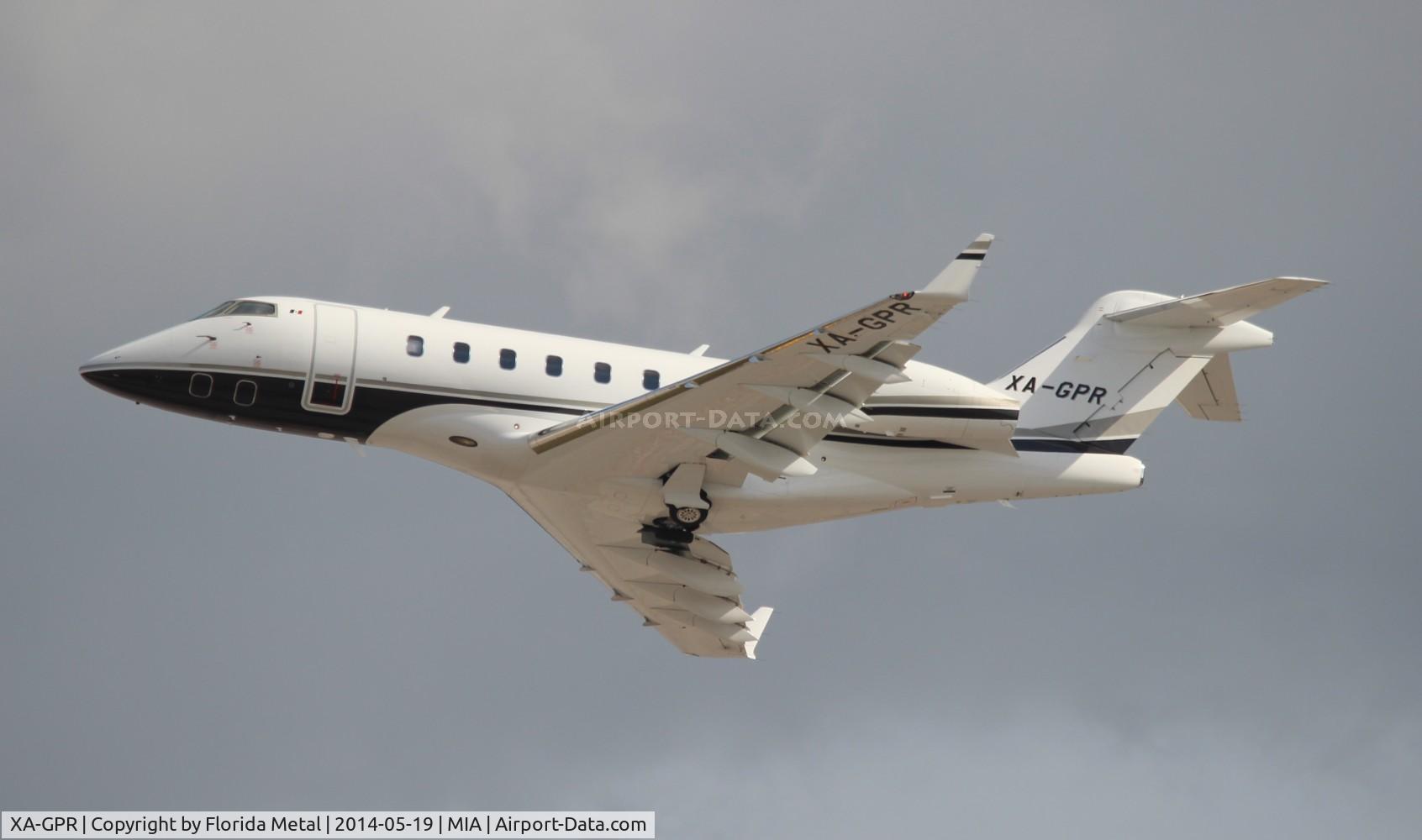 XA-GPR, 2005 Bombardier Challenger 300 (BD-100-1A10) C/N 20084, Challenger 300