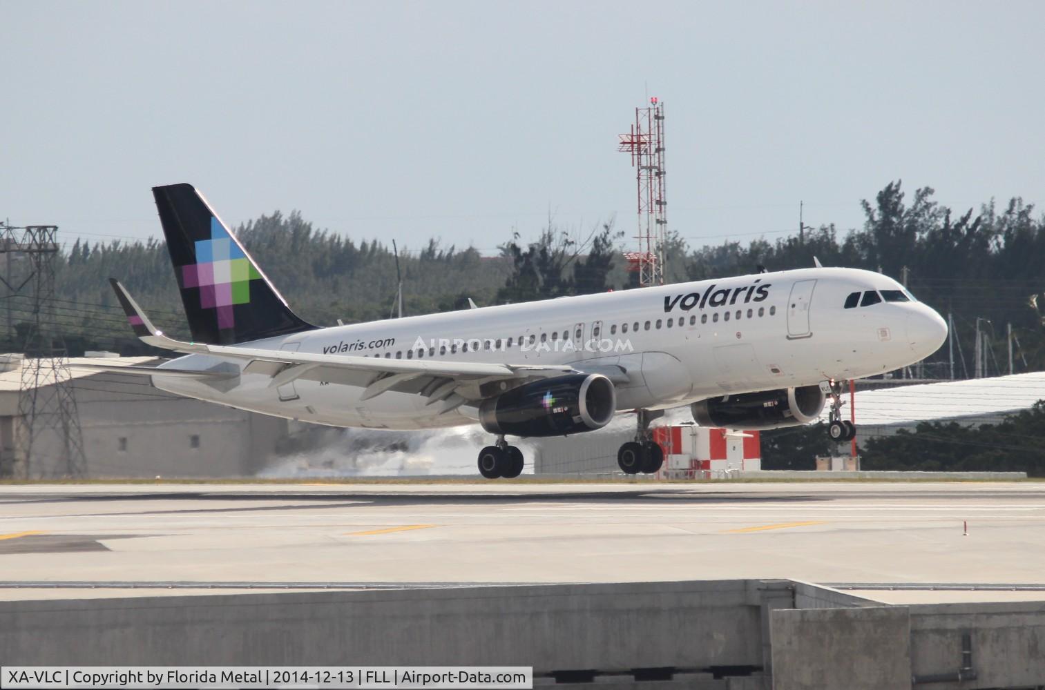 XA-VLC, 2014 Airbus A320-233 C/N 5996, Volaris