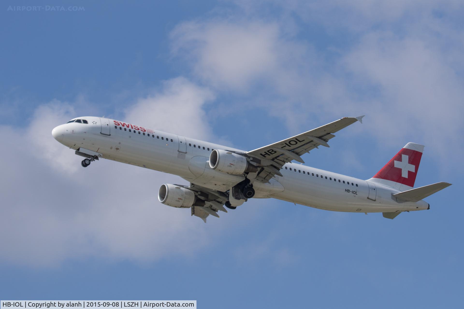 HB-IOL, 1999 Airbus A321-111 C/N 1144, Departing Zurich