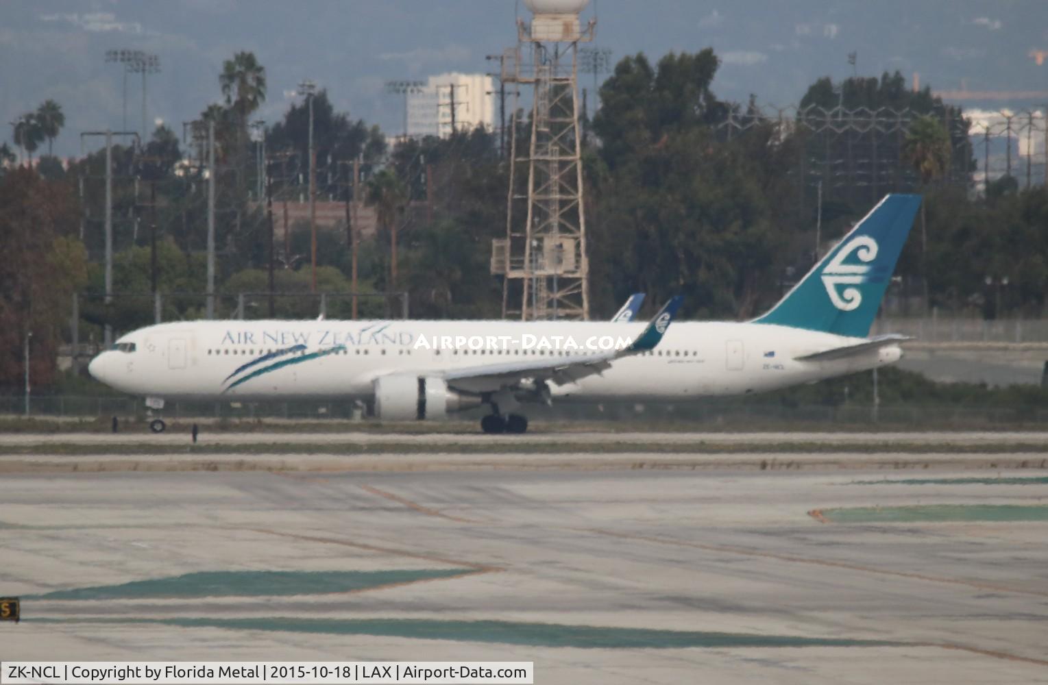 ZK-NCL, 1997 Boeing 767-319/ER C/N 28745, Air New Zealand 767-300