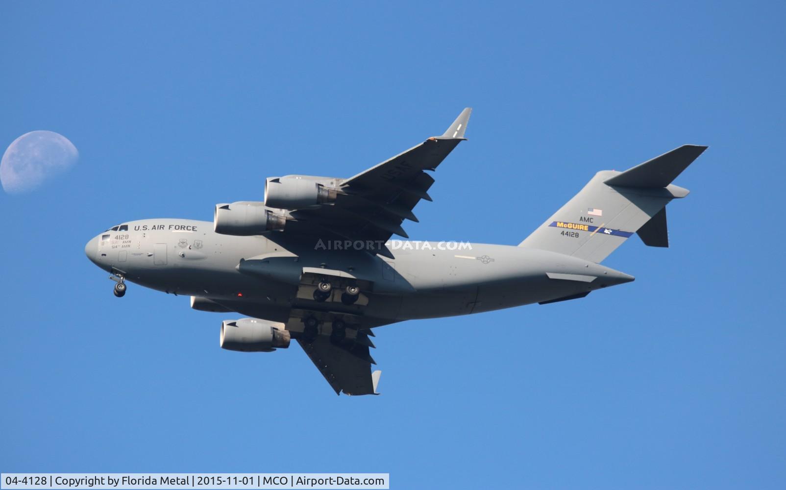 04-4128, 2004 Boeing C-17A Globemaster III C/N P-128, C-17A Globemaster III