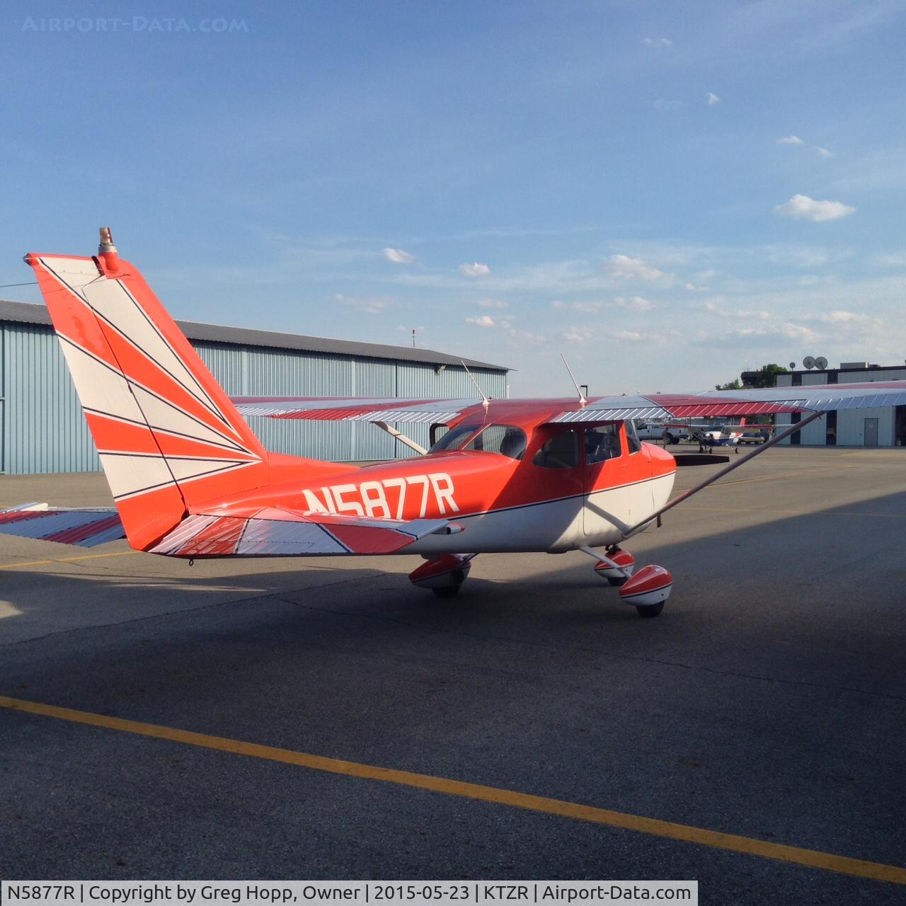 N5877R, 1965 Cessna 172G C/N 17253546, About a year ago I thought, boy that tail needs something.  That something was done in vinyl and closely matches the existing colors.  Really jazzed it up.