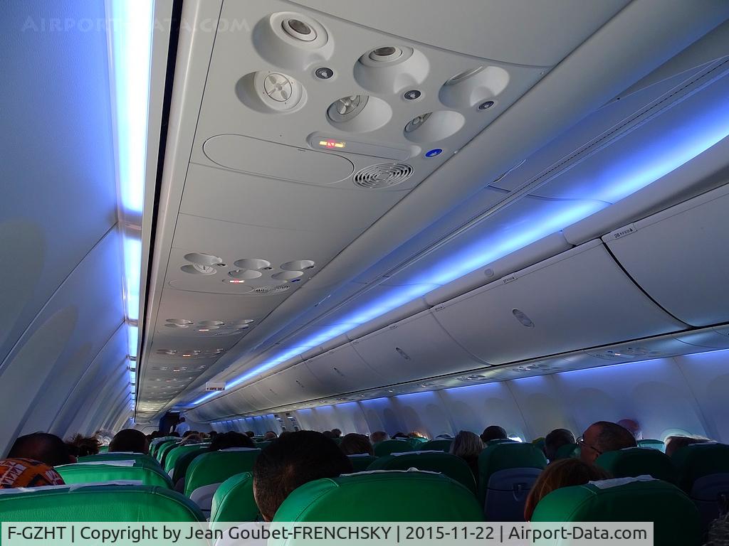 F-GZHT, 2015 Boeing 737-85R C/N 41332/5392, in flight to Paris Orly from Djerba Zarzis airport, Transavia 3299