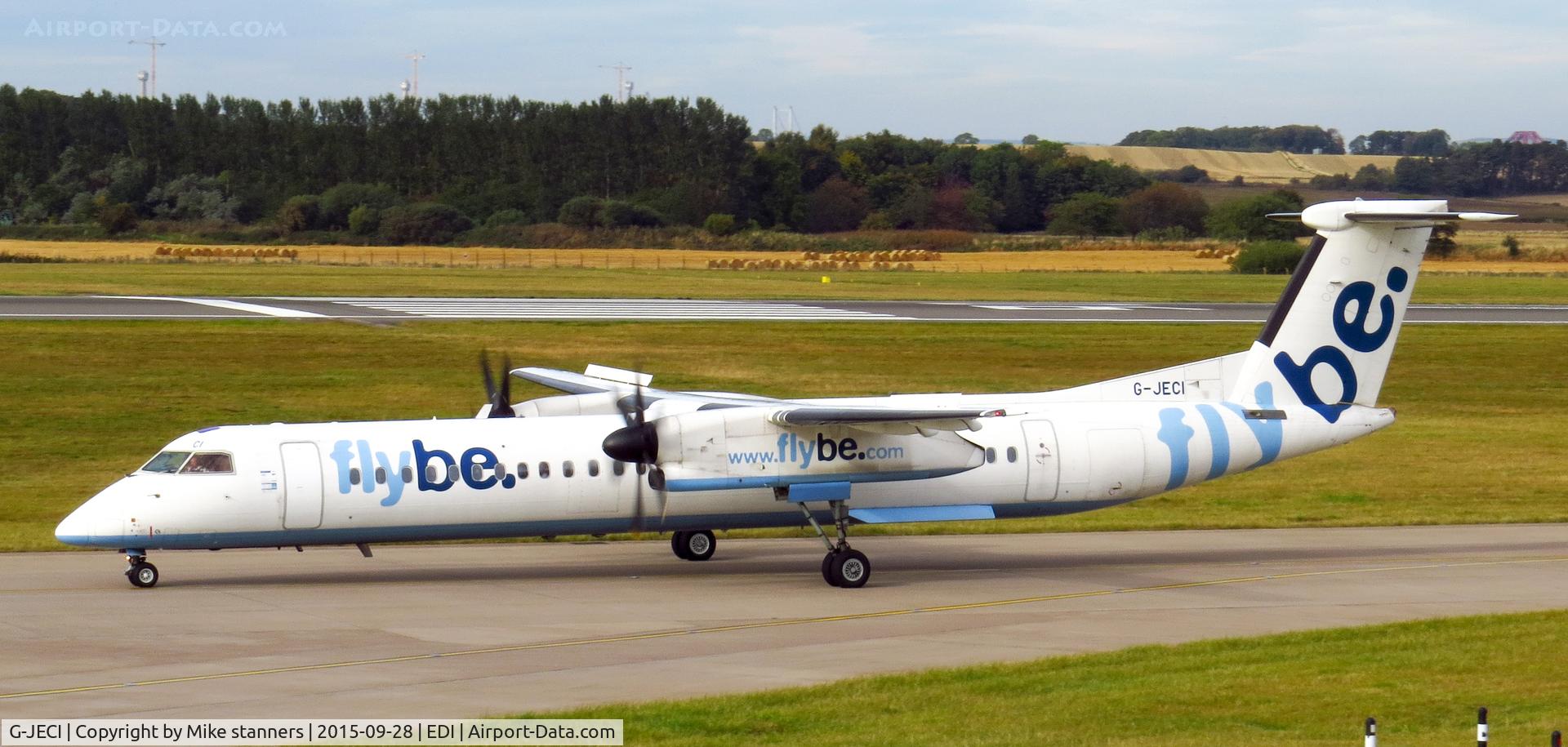 G-JECI, 2005 De Havilland Canada DHC-8-402Q Dash 8 C/N 4105, Flybe Dash8Q-402 taxiing to runway 06