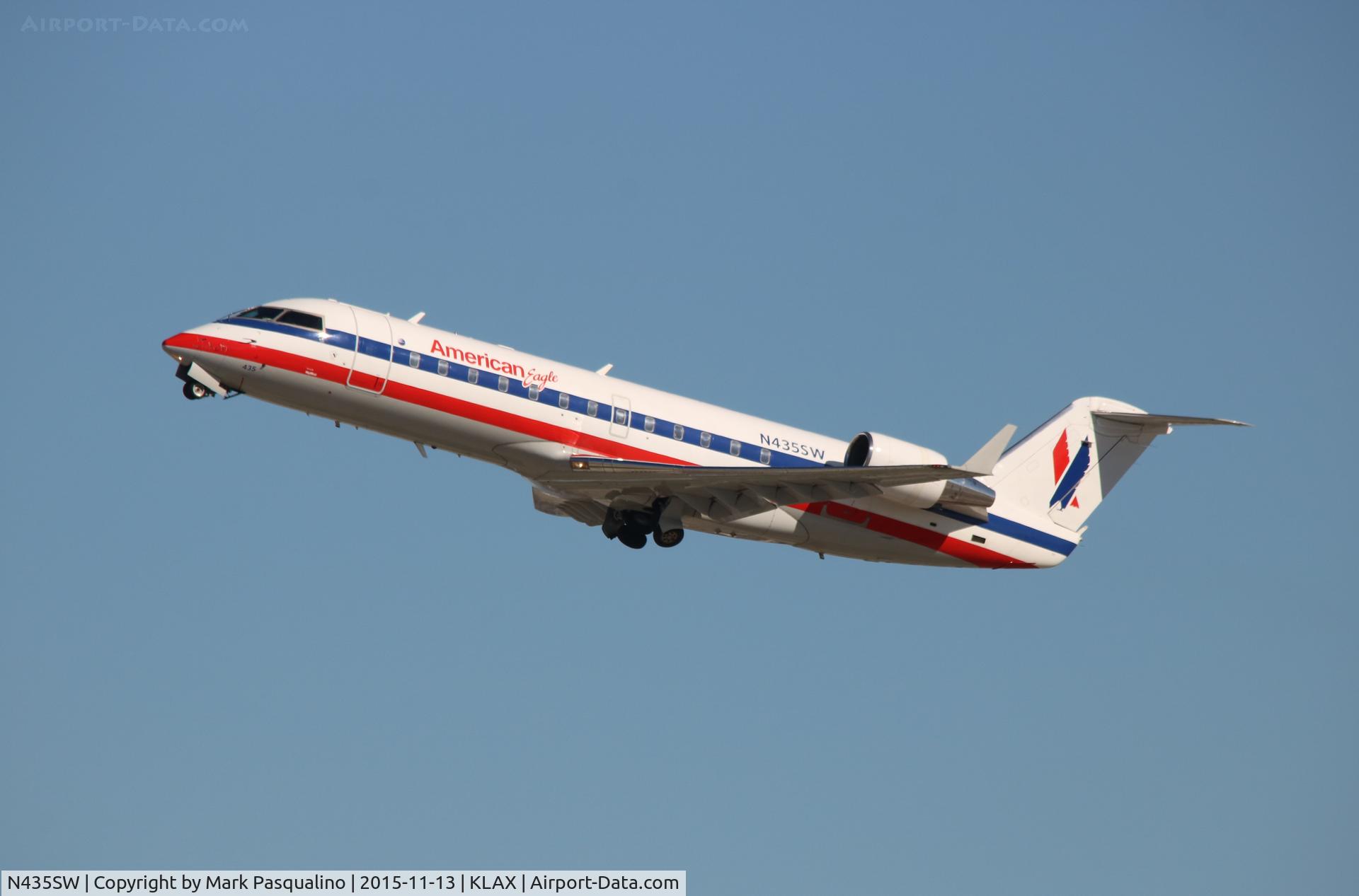 N435SW, 2001 Bombardier CRJ-200LR (CL-600-2B19) C/N 7555, CL-600-2B19