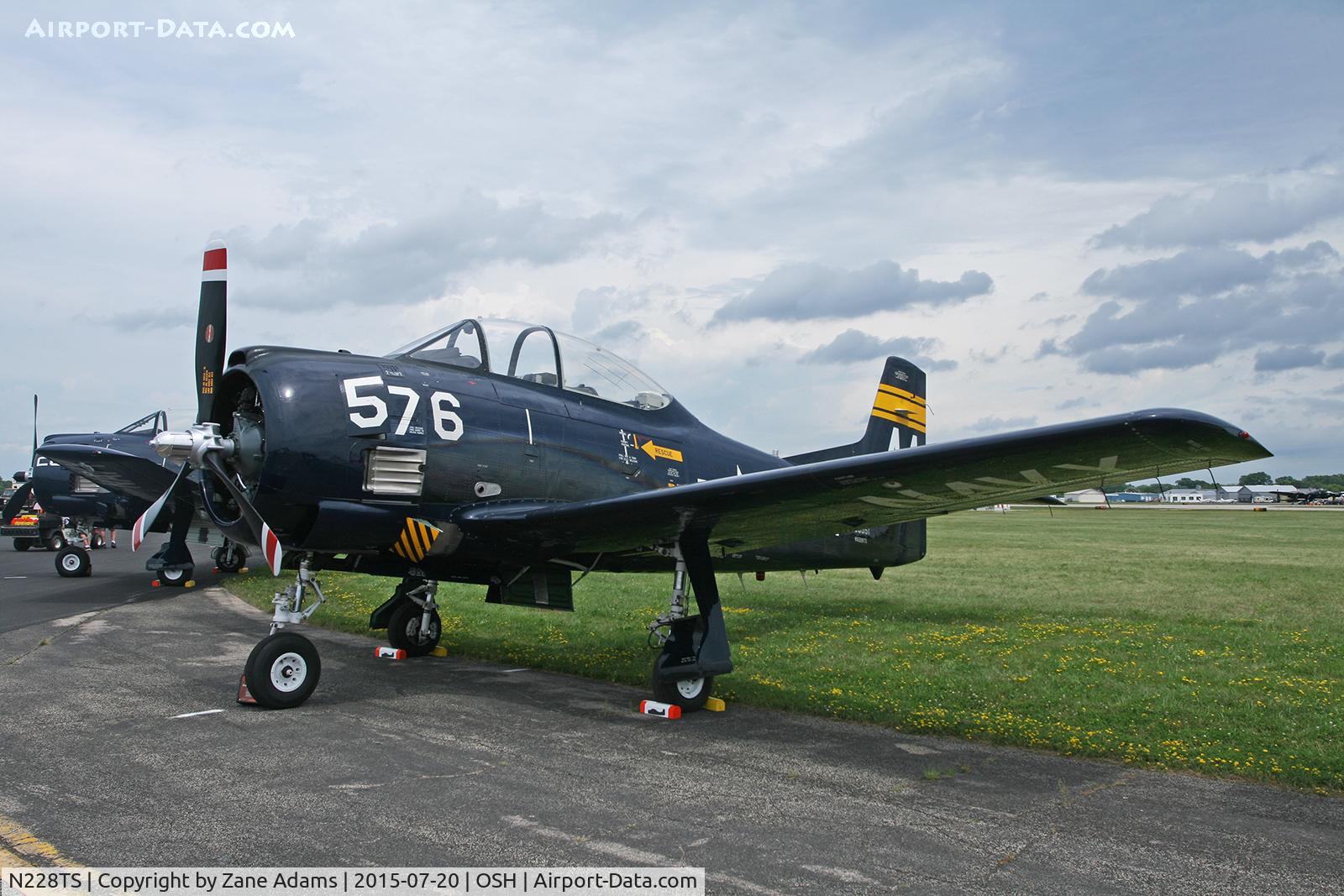 N228TS, 1954 North American T-28D Trojan C/N 200-422, 2015 EAA AirVenture - Oshkosh Wisconsin