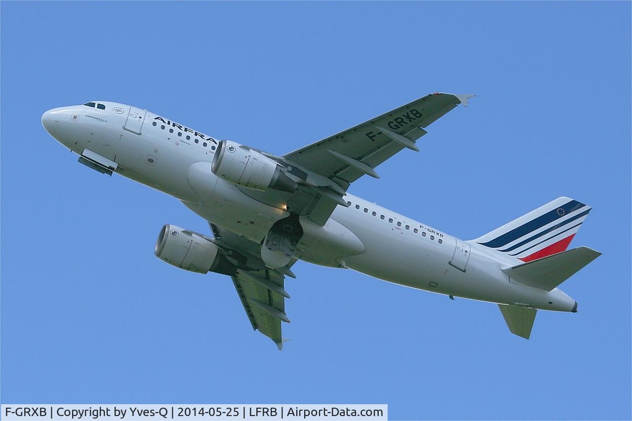 F-GRXB, 2001 Airbus A319-111 C/N 1645, Airbus A319-111, Take off rwy 25L, Brest-Bretagne airport (LFRB-BES)
