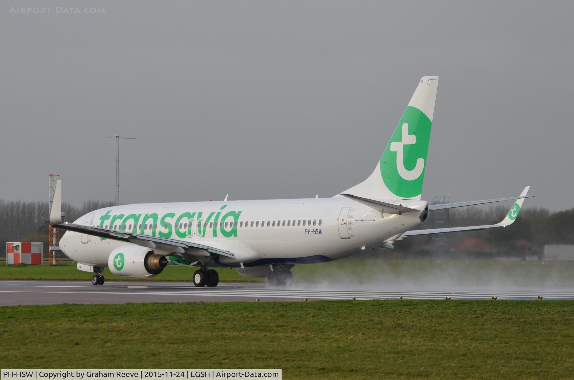 PH-HSW, 2009 Boeing 737-8K2 C/N 37160, About to depart from Norwich.