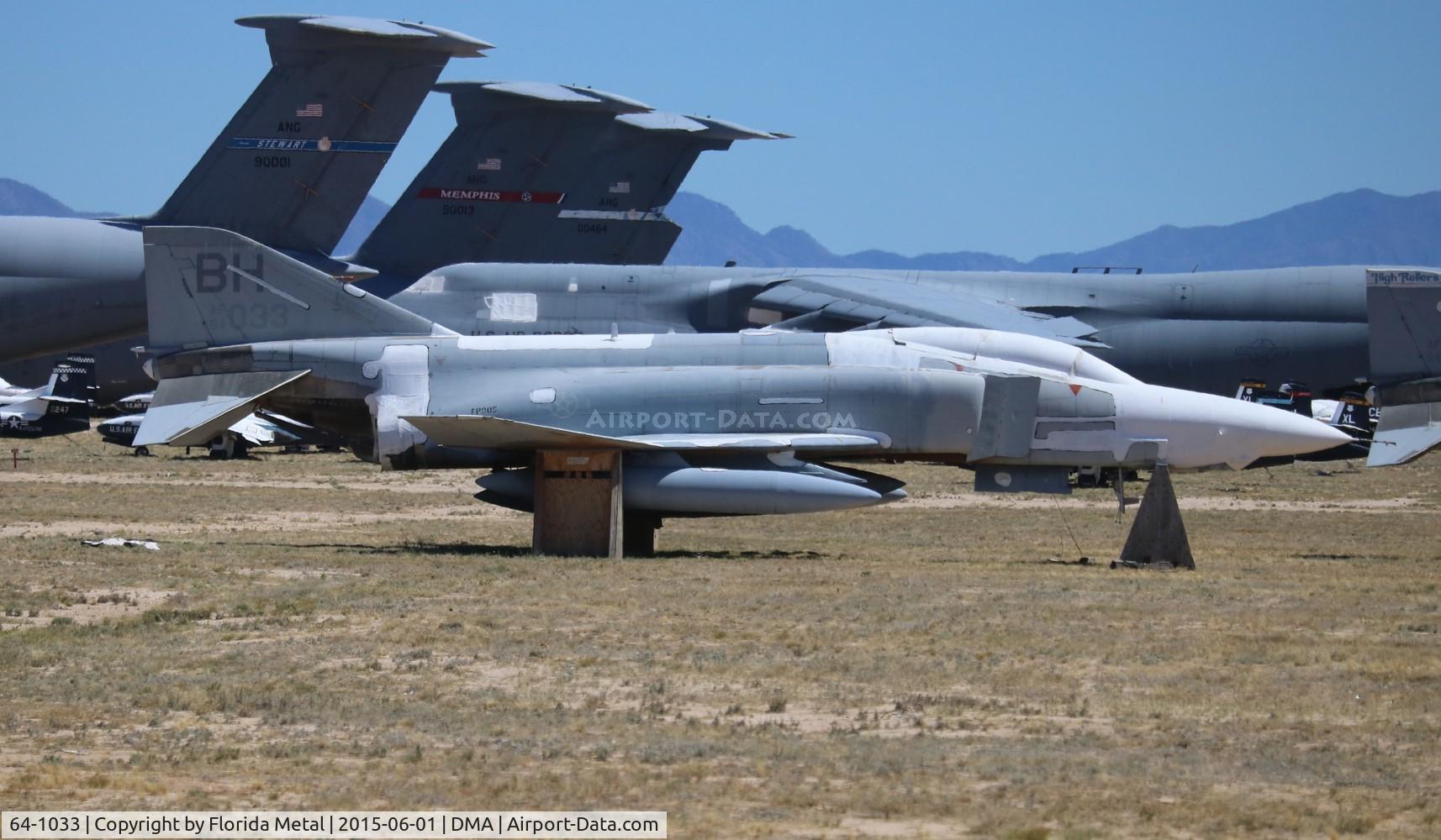 64-1033, 1964 McDonnell RF-4C Phantom II C/N 870, RF-4C
