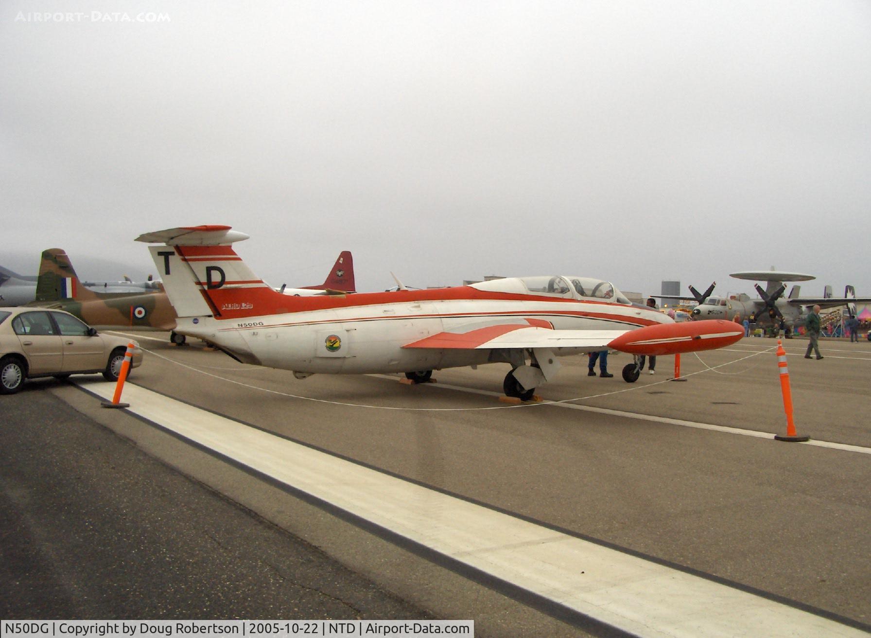 N50DG, 1968 Aero L-29 Delfin C/N 2817, 1968 Aero Vodochody L-29R DELFIN (Dolphin), M 701c 500 Turbojet engine, 1,960 lb thrust, Thunder Dolphins Team airshow act aircraft