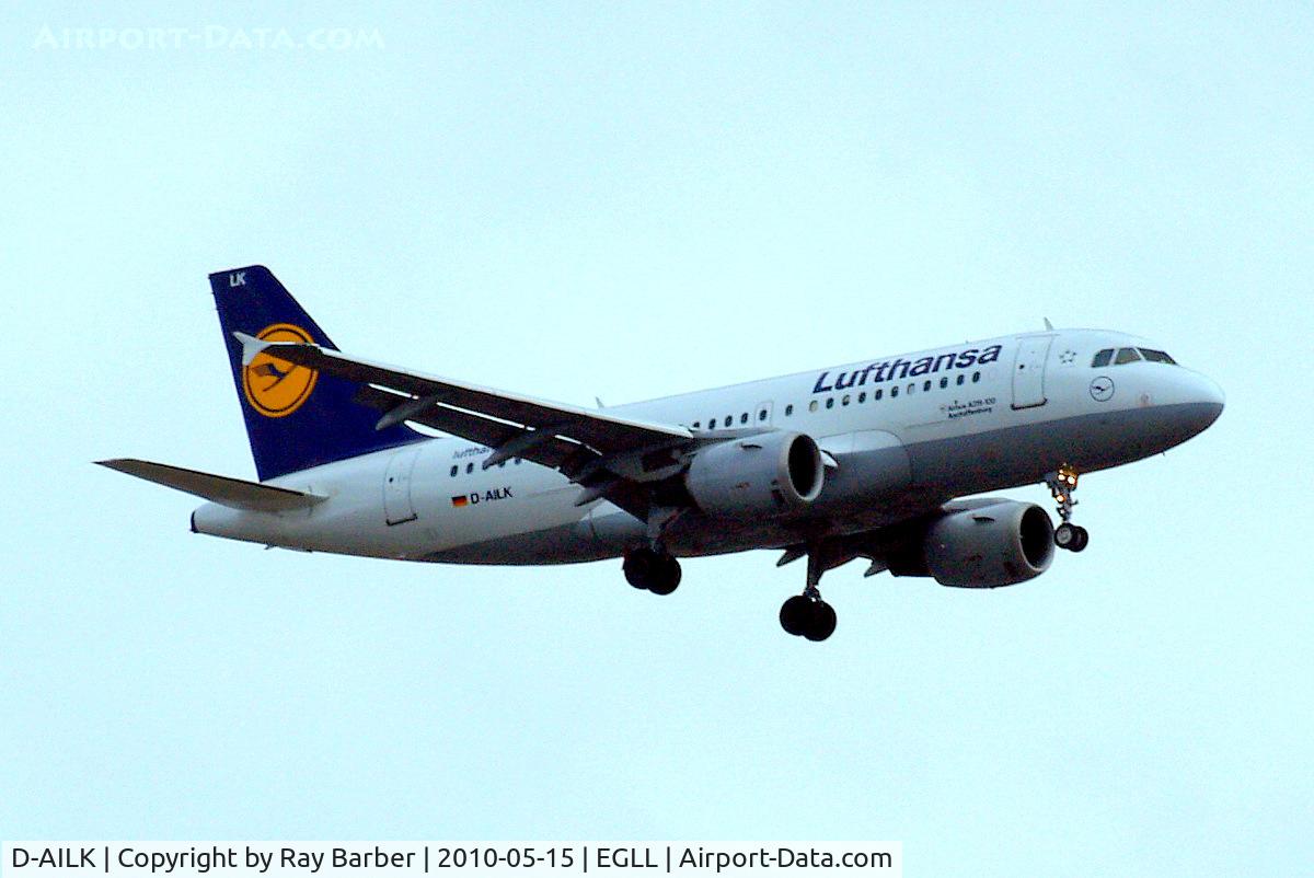 D-AILK, 1997 Airbus A319-114 C/N 679, Airbus A319-114 [0679] (Lufthansa) Home~G 15/05/2010. On approach 27L.