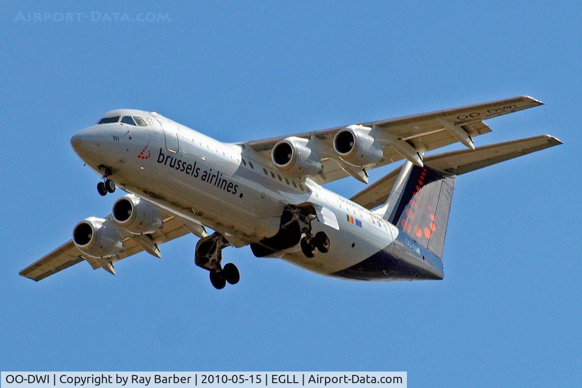 OO-DWI, 1999 British Aerospace Avro 146-RJ100 C/N E3342, BAe 146-RJ100 [E3342] (Brussels Airlines) Home~G 15/05/2010. On approach 27R.