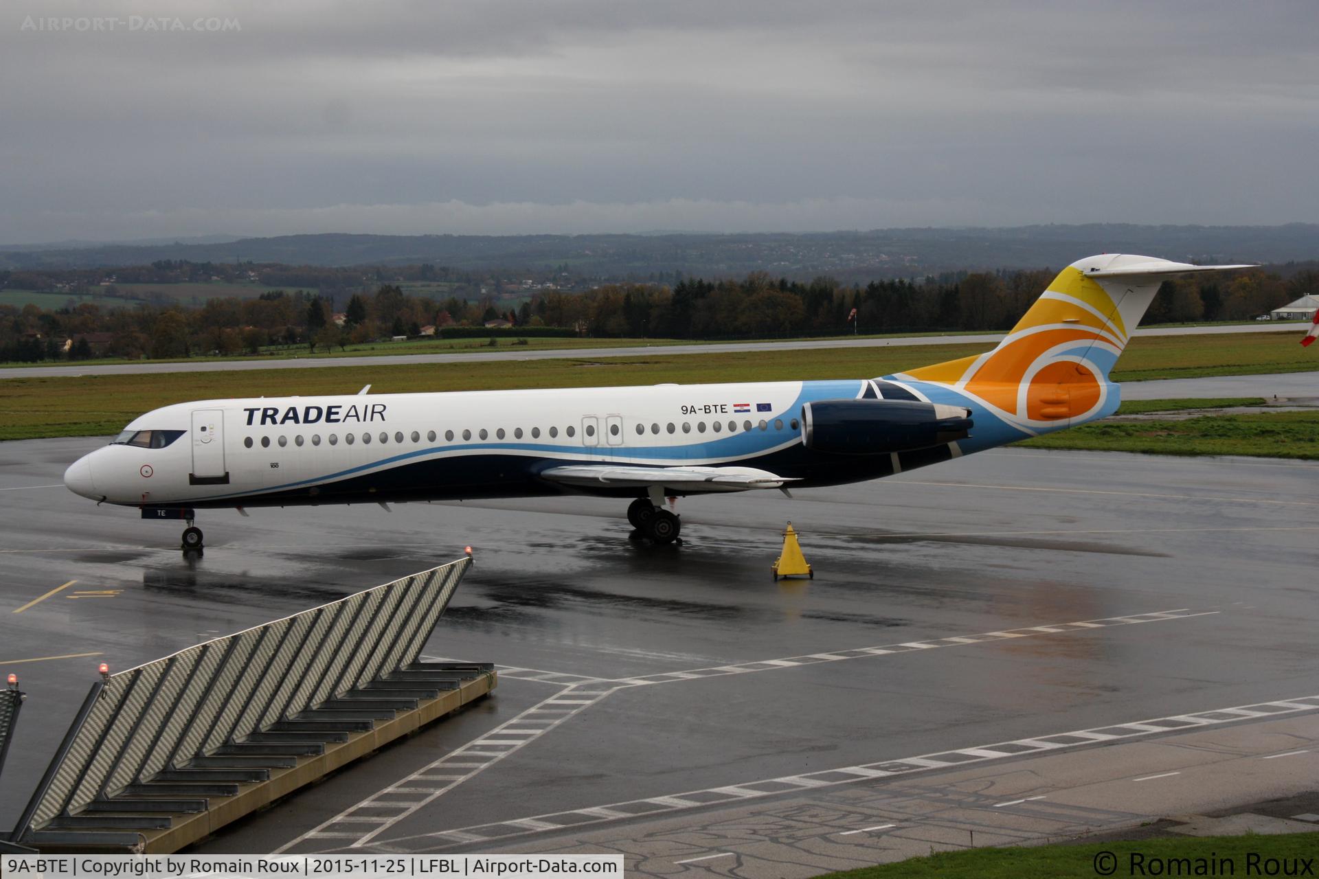 9A-BTE, 1992 Fokker 100 (F-28-0100) C/N 11416, Parked
