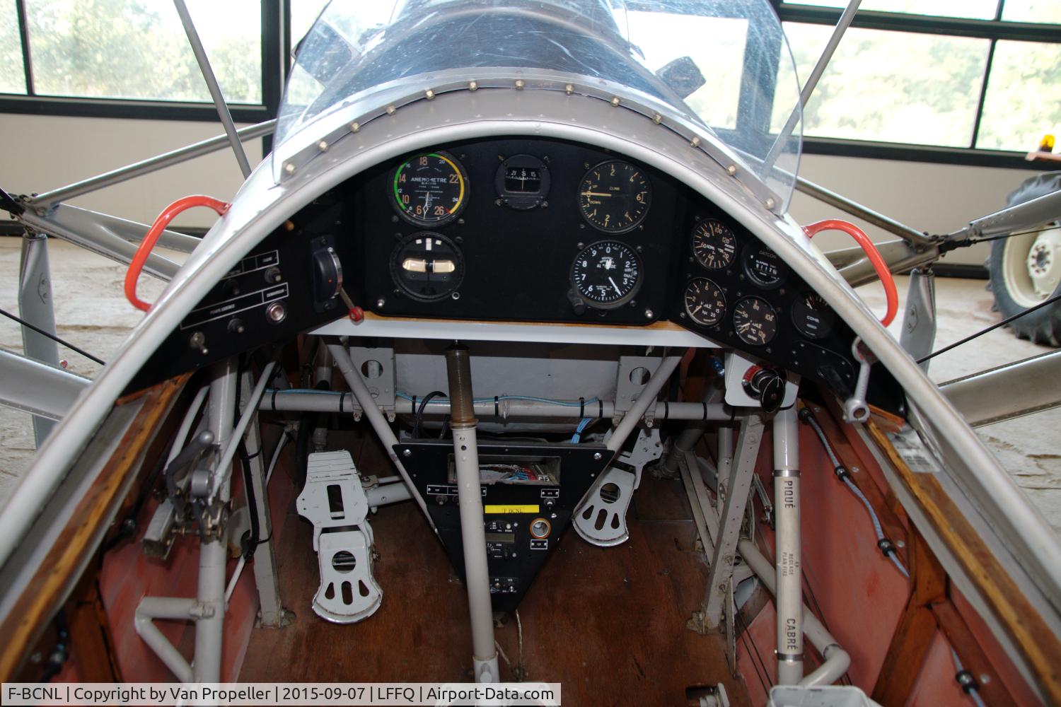 F-BCNL, Morane-Saulnier MS.317 C/N 6527, The cockpit of this Morane-Saulnier MS.317, in the aviation museum at La Ferté-Alais airfield, France