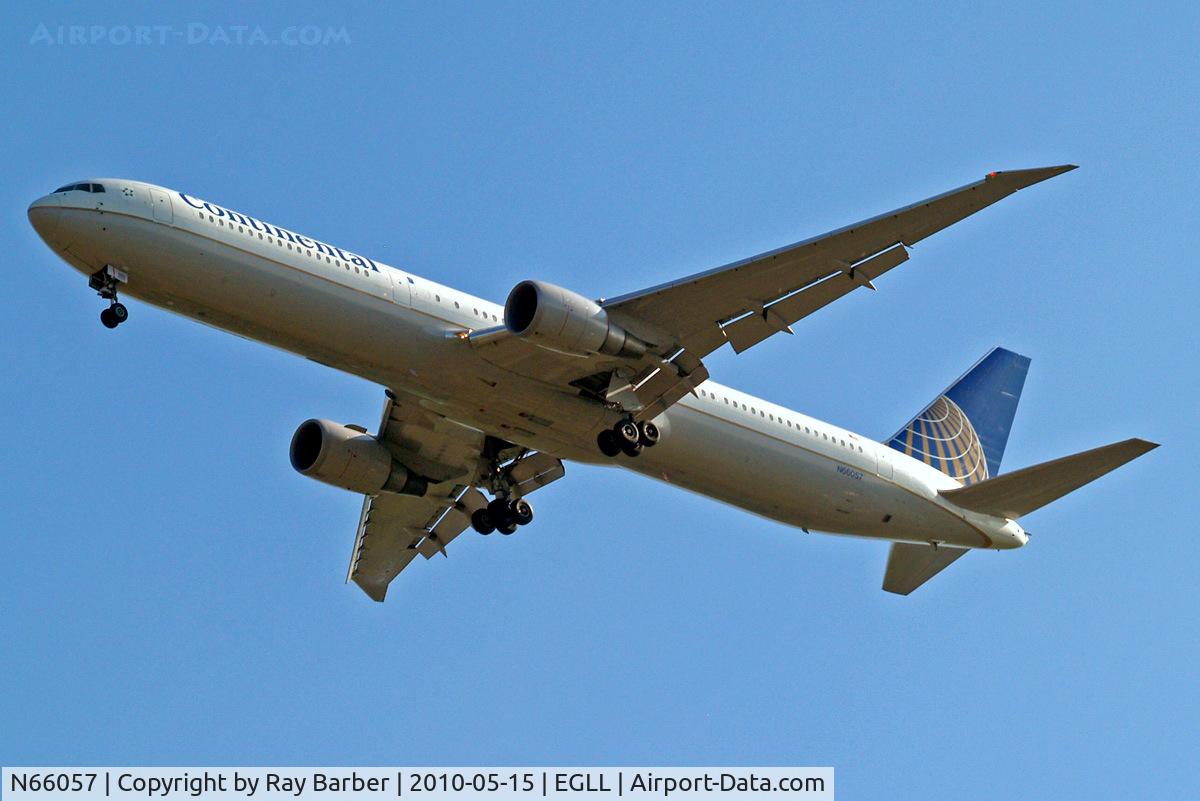 N66057, 2002 Boeing 767-424/ER C/N 29452, Boeing 767-424ER [29452] (Continental Airlines) Home~G 15/05/2010. On approach 27R.