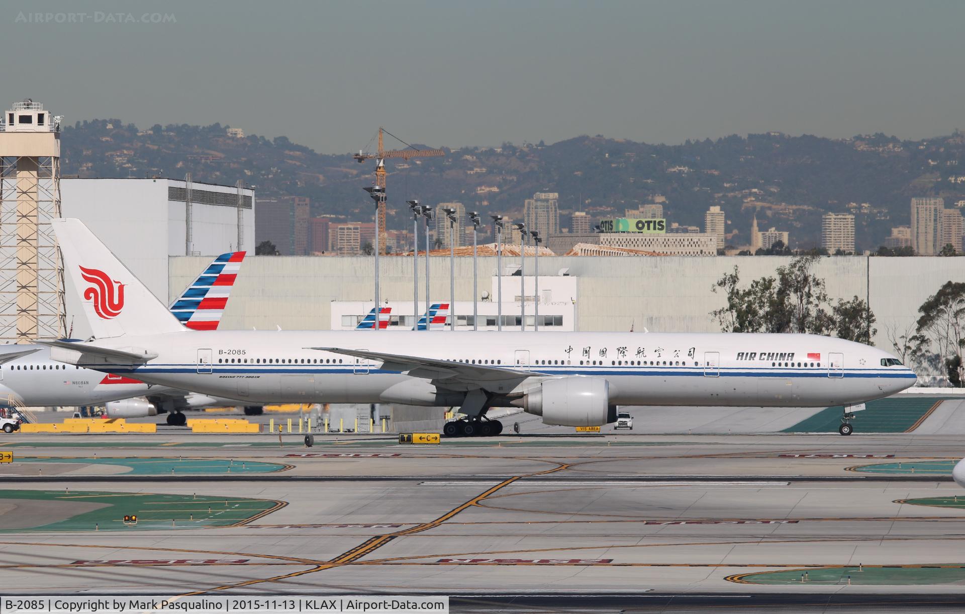 B-2085, 2011 Boeing 777-39L/ER C/N 38666, Boeing 777-300ER
