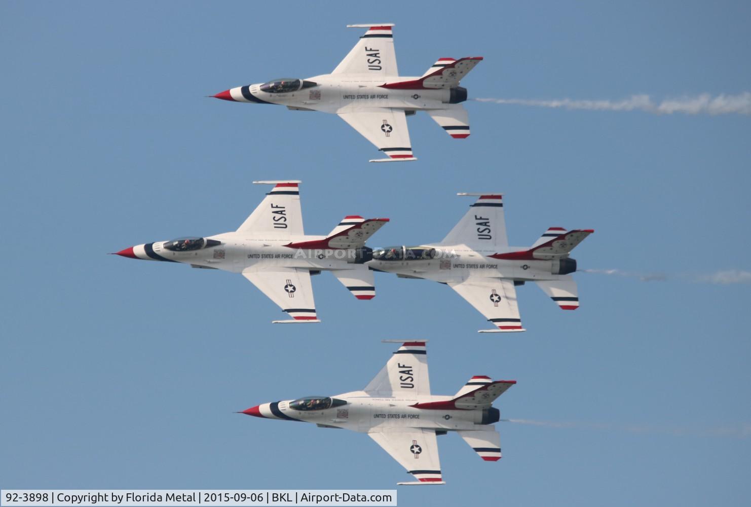92-3898, General Dynamics F-16CJ Fighting Falcon C/N CC-140, Thunderbirds