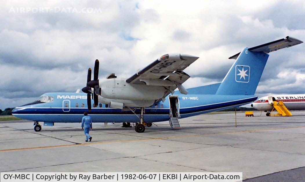 OY-MBC, 1981 De Havilland Canada DHC-7-102 Dash 7 C/N 45, De Havilland Canada DHC-7-102 Dash 7 [45] (Maersk Air) Billund~OY 07/06/1982. From a slide.
