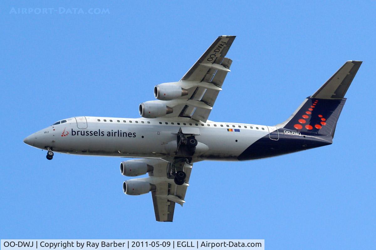 OO-DWJ, 1999 British Aerospace Avro 146-RJ100 C/N E3355, BAe 146-RJ100 [E3355] (Brussels Airlines) Home~G 09/05/2011. On approach 27R.