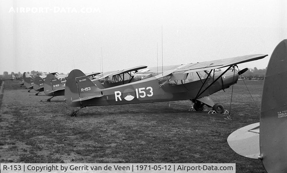 R-153, 1954 Piper L-21B Super Cub (PA-18-135) C/N 18-3843, the 54-2443 taking part in a big GPLV exercise at Ermelo LAS, in total 11L21's, 4 Beavers and 3 Alouette3's were participating!