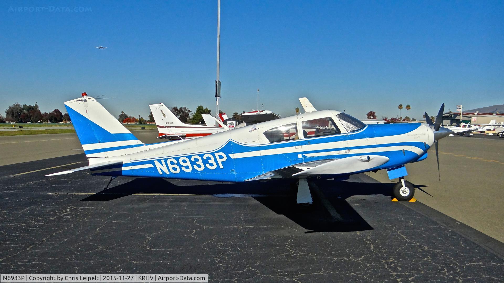 N6933P, 1960 Piper PA-24-250 Comanche C/N 24-2067, California-based 1960 Piper PA-24-250 sitting on the visitor's ramp at Reid Hillview Airport, San Jose, CA.
