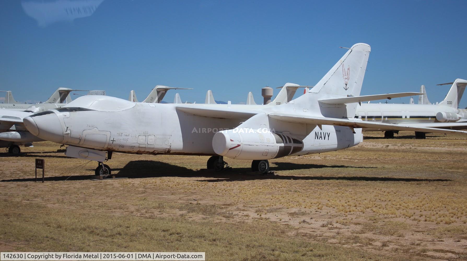 142630, Douglas NA-3D Skywarrior C/N 11692, NA-3D Skywarrior