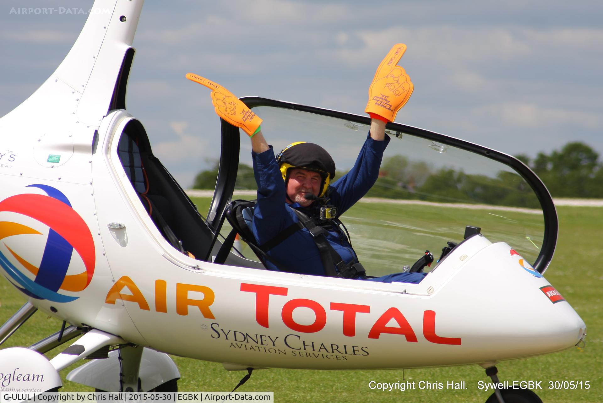 G-ULUL, 2010 RotorSport UK Calidus C/N RSUK/CALS/009, at Aeroexpo 2015