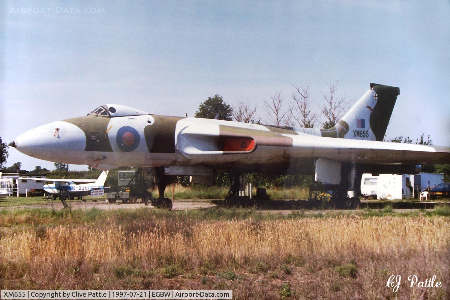 XM655, 1964 Avro Vulcan B.2A C/N Set 87, On display at Wellesbourne Mountford EGBW in July '97 - scanned from print