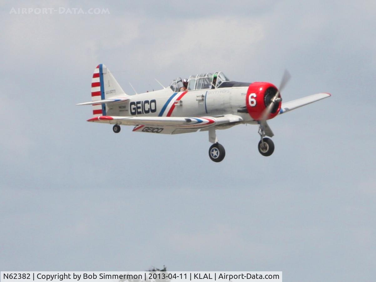 N62382, 1940 North American SNJ-2 Texan C/N 2039, Sun N Fun 2013