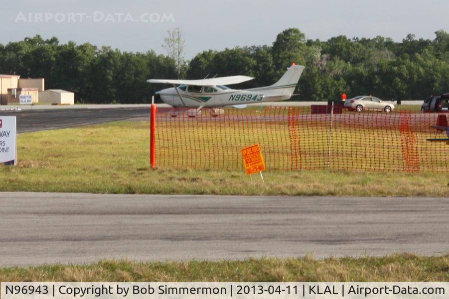 N96943, 1979 Cessna 182Q Skylane C/N 18266904, Sun N Fun 2013